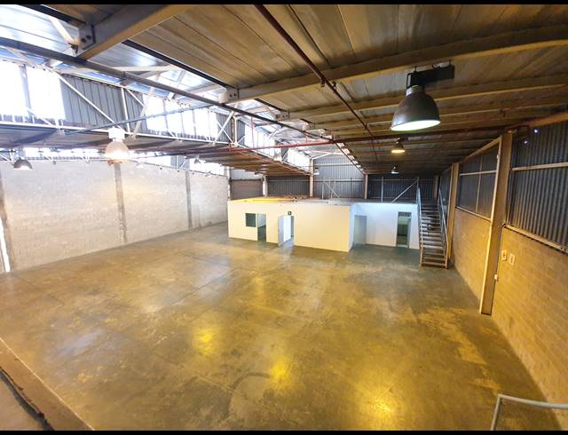419M² WAREHOUSE TO LET IN SELBY